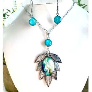 Teal Blue Leaf Pendant Necklace Earrings Set Silver Tone Statement Jewelry